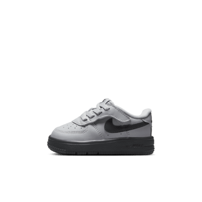 ナイキ　エアフォース１　20cm Nike Force 1 Low EasyOn Baby/Toddler Shoes. Nike.com